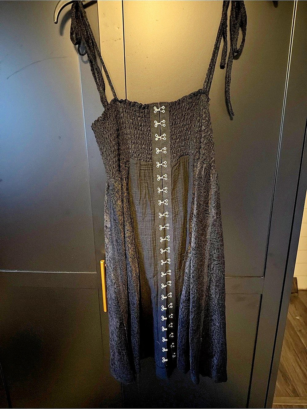 POL Black Hook-Front Camisole Size Medium Like New